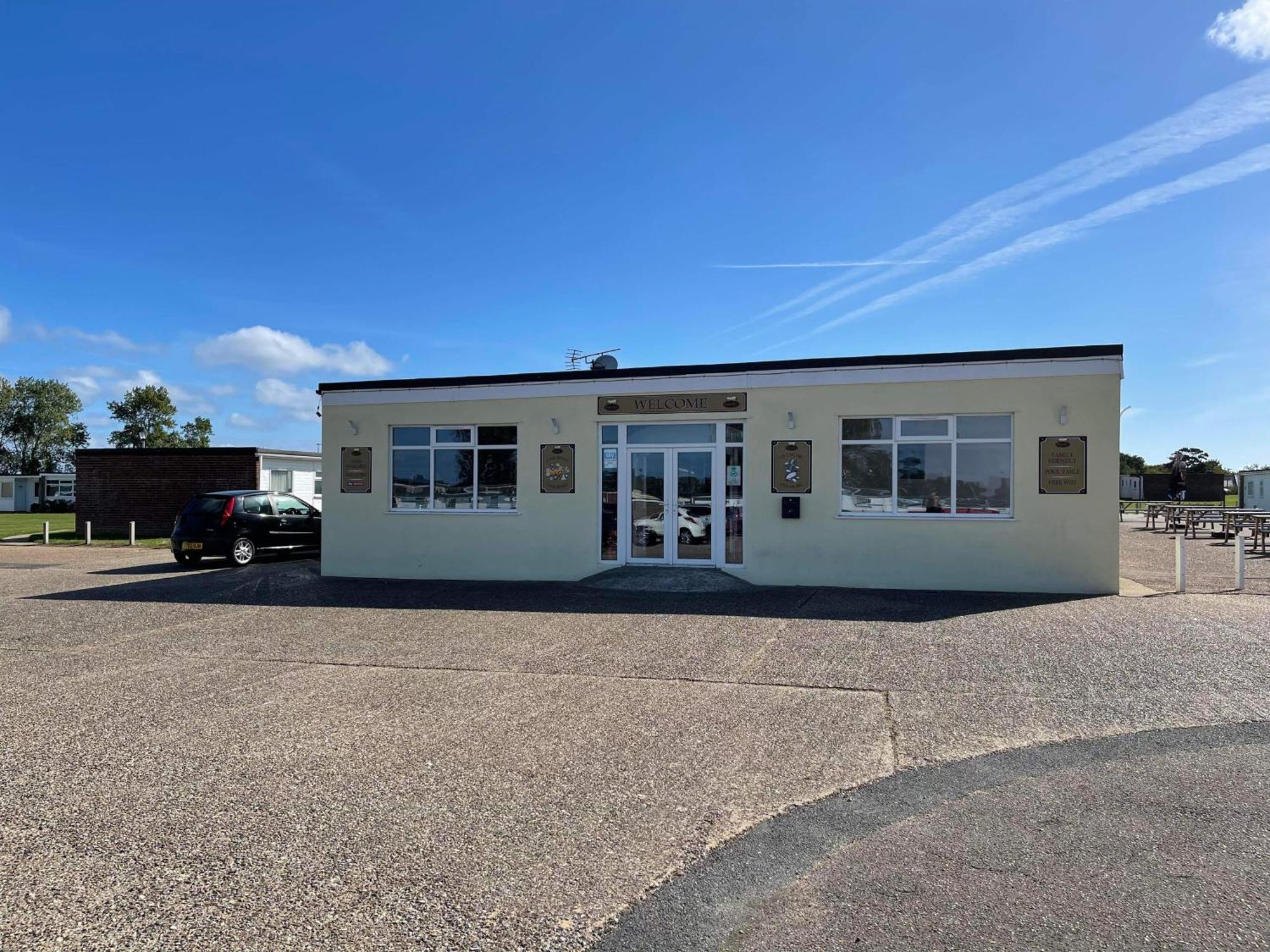 103 Sunbeach South Facing 2 Bed Chalet M And T Chalets Great Yarmouth Exteriér fotografie